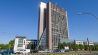 Archivbild: Hochaus mit 100 Metern, Die Pyramide, erbaut 1994 Landsberger Allee 366, Marzahn, Berlin am 11.08.2022. (Quelle: imago)